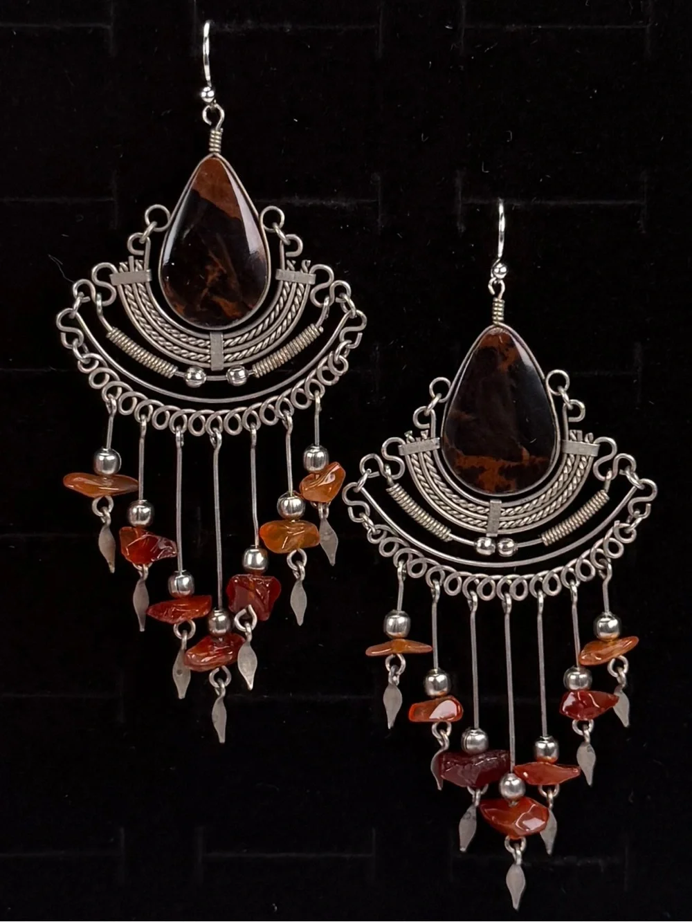 Gorgeous vintage Bohemian southwestern style gemstone fringe pierce earrings